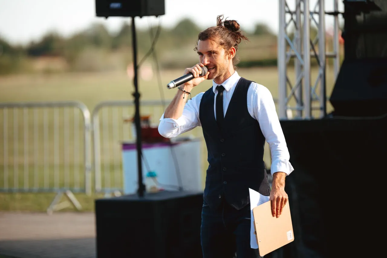 Martin Kellman – kouzelník, moderátor, performer