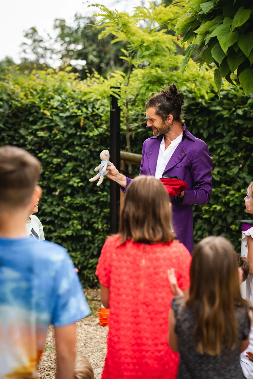 skákadla a atrakce pro děti na venkovní akci