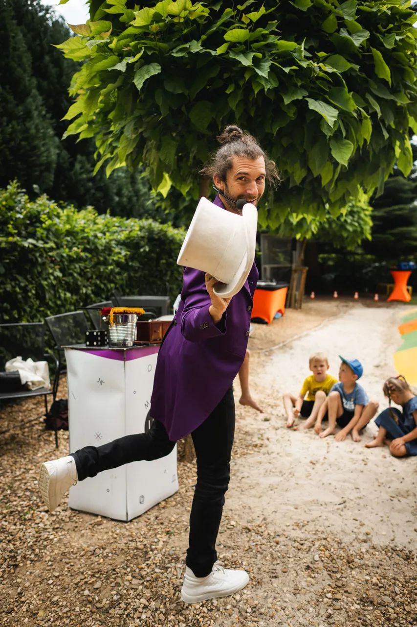 kouzelník pro děti na veřejné akci v Libereckém kraji