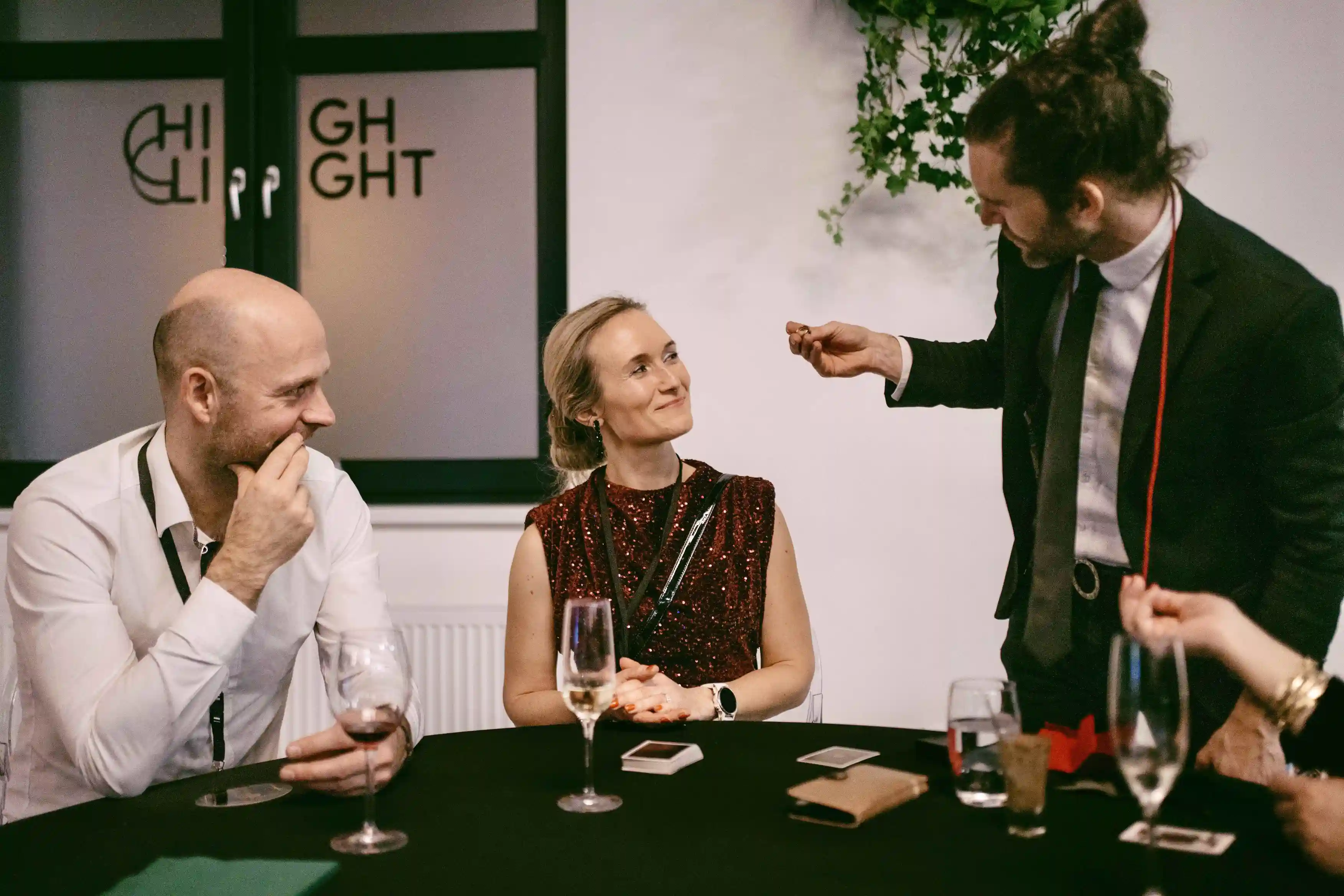 COFIDIS, Mikromagie na vánočním večírku v Praze