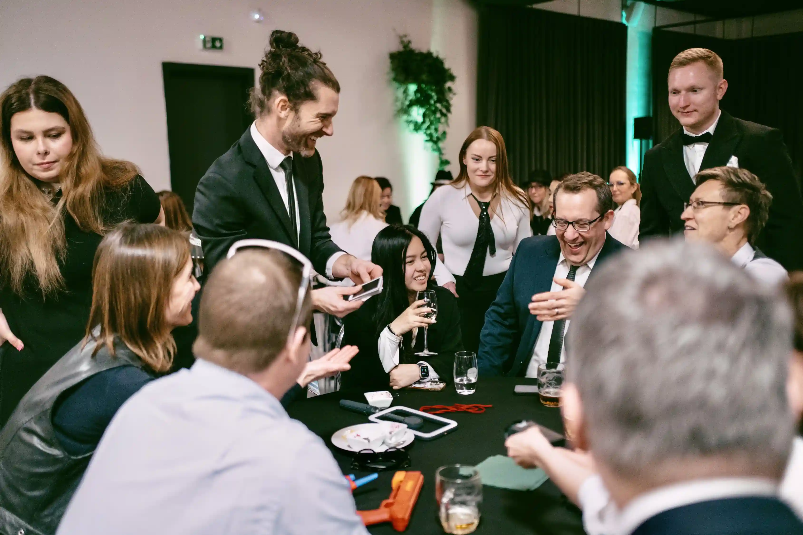 COFIDIS, Mikromagie na vánočním večírku v Praze