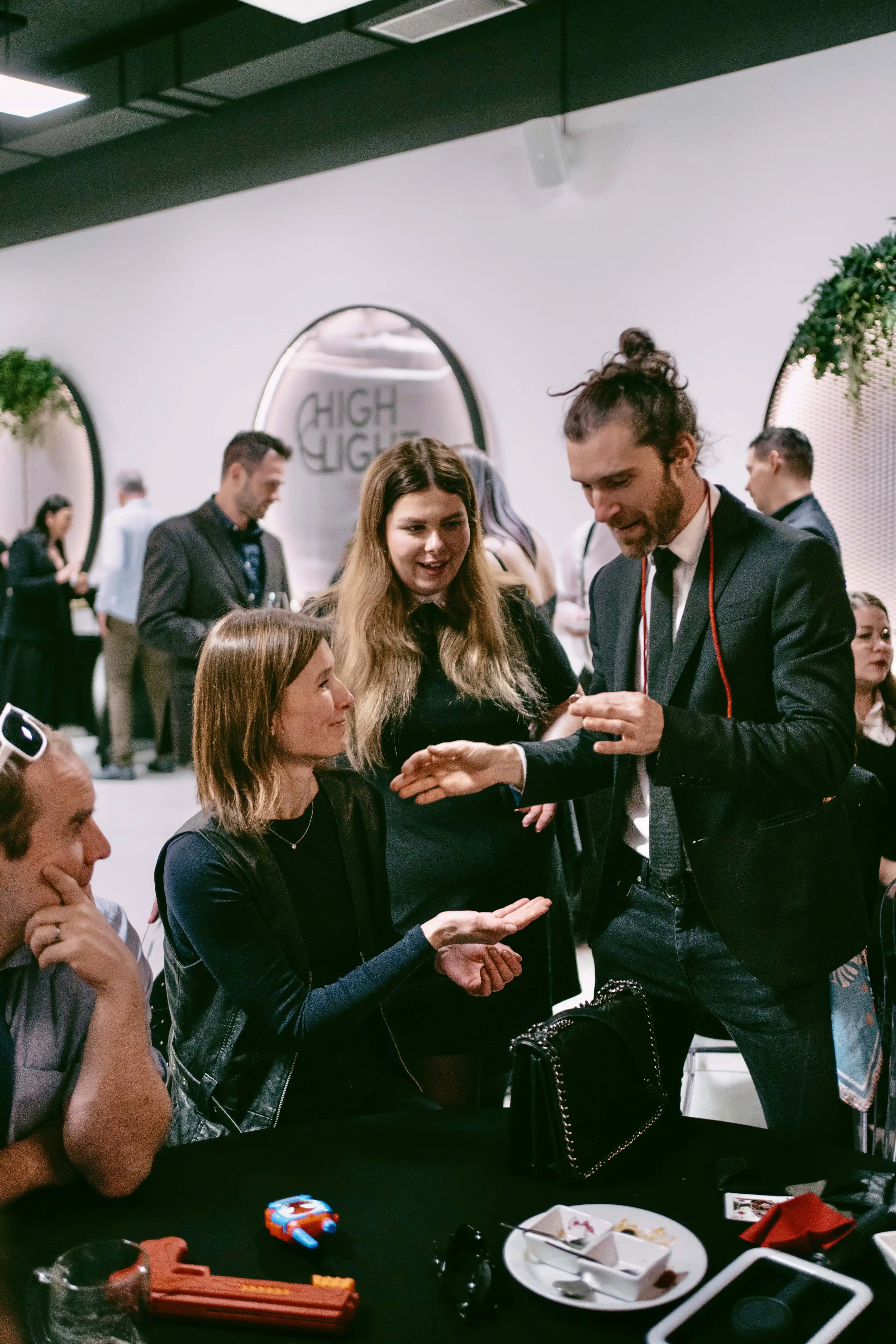 COFIDIS, Mikromagie na vánočním večírku v Praze