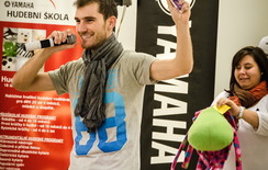 otevření hudební školy Yamaha, Praha