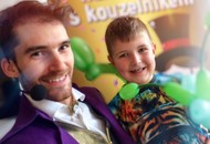 kouzelník a oslavenec